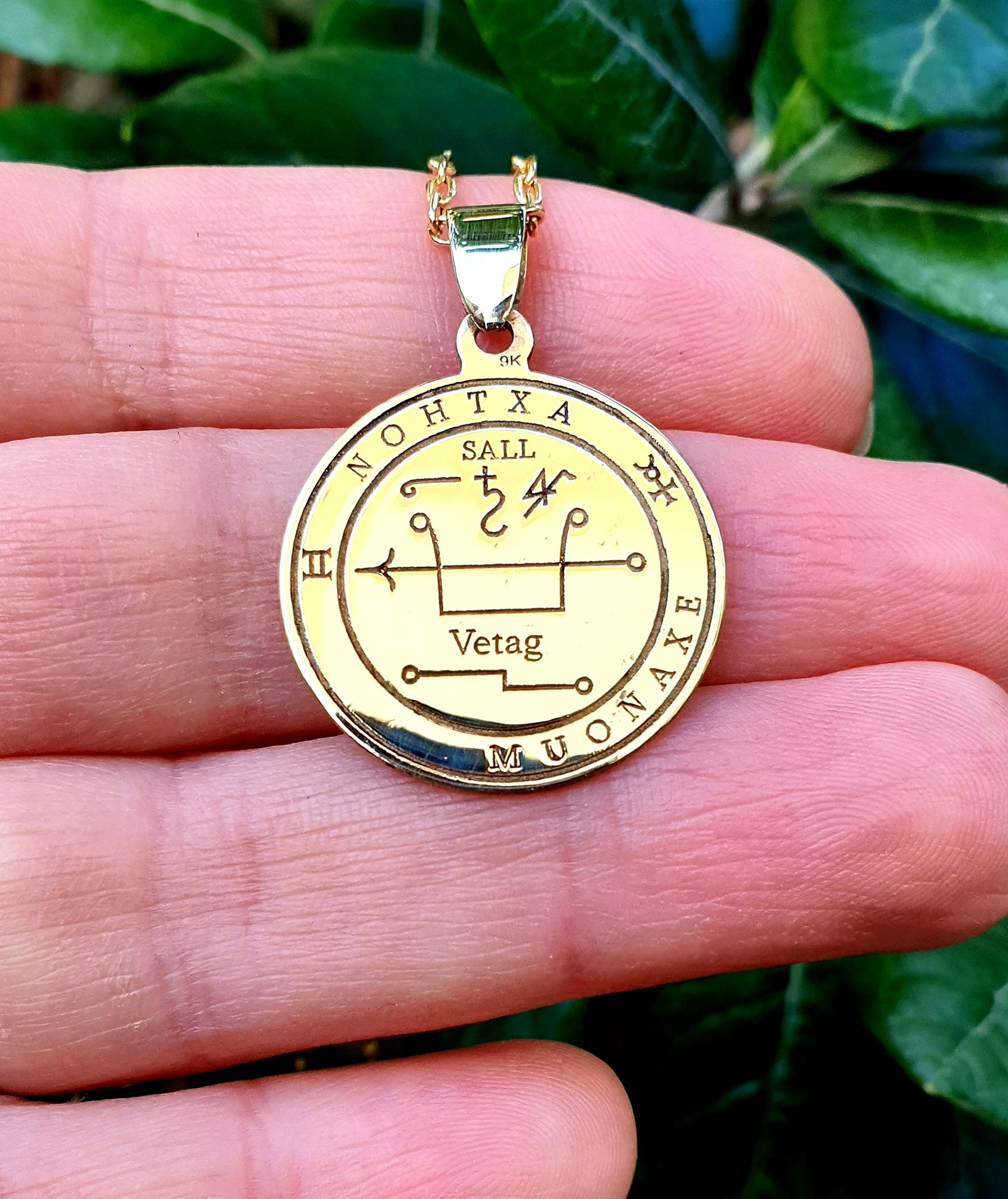 Amuletos Mágicos para Ganar Juegos de Azar: Los Mejores Trucos